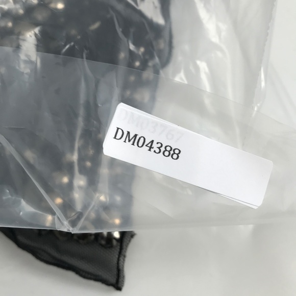 Crafters Material Beaded Gray Applique 2 Pieces - Picture 7 of 7